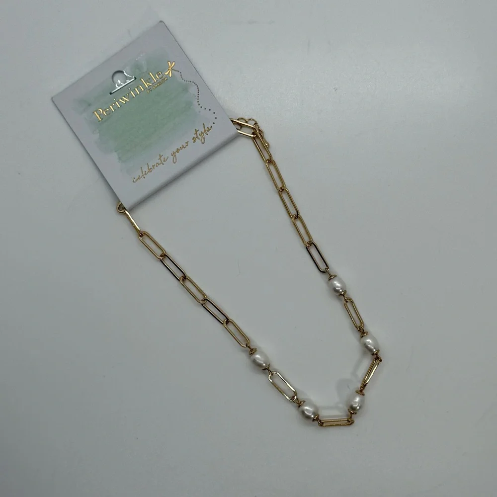 Periwinkle by Barlow Gold and Pearl Necklace - Picture 4 of 4